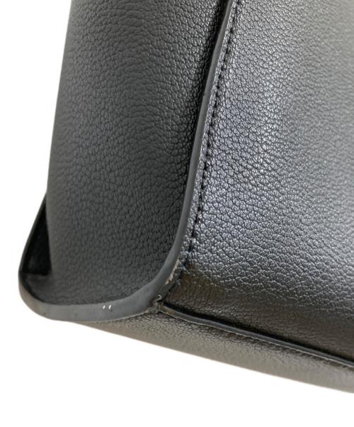 CHARLES & KEITH（チャールズアンドキース）CHARLES & KEITH (チャールズアンドキース) クラシックダブルハンドル トートバッグ ブラックの古着・服飾アイテム