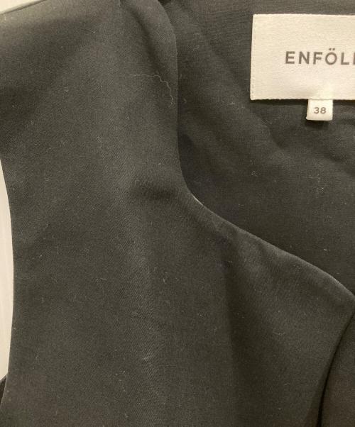 ENFOLD（エンフォルド）ENFOLD (エンフォルド) WAVE CROPPED VEST ブラック サイズ:38の古着・服飾アイテム
