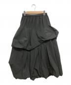 ENFOLDエンフォルド）の古着「SOLID WAVE TUCK SKIRT」｜ブラック