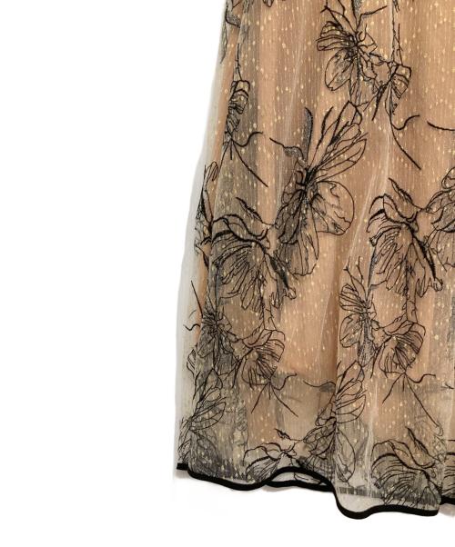 LeJa（レジャ）LeJa (レジャ) パイピングハイネック花柄ラメレースワンピースドレス ベージュ サイズ:Lの古着・服飾アイテム