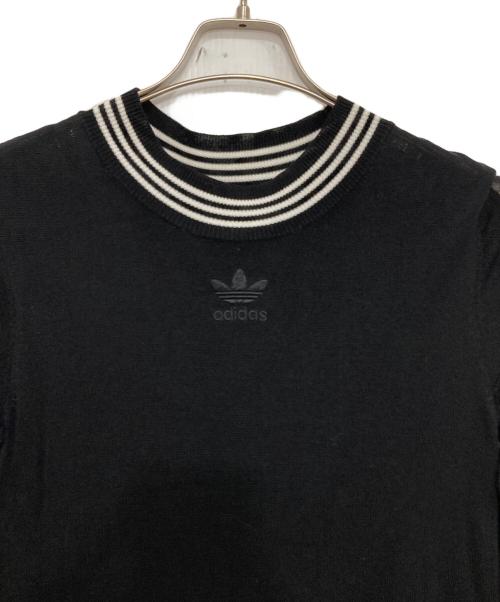 adidas（アディダス）adidas (アディダス) ロゴ刺繍ニットワンピース ブラック サイズ:Mの古着・服飾アイテム