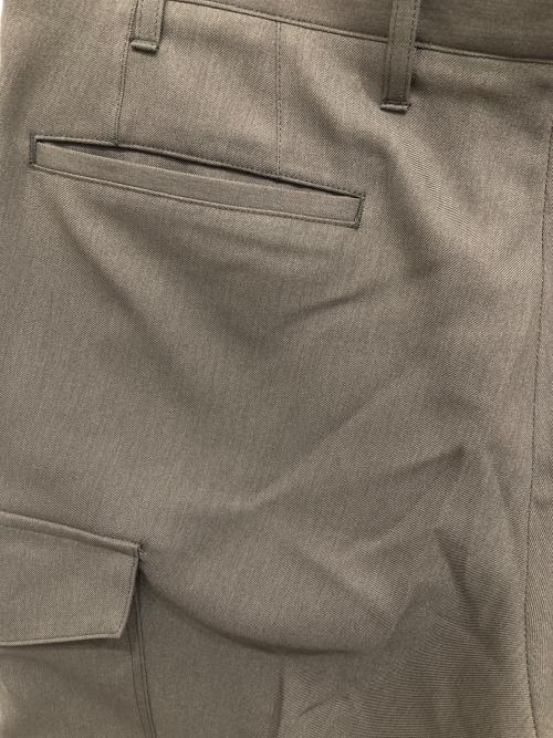 THE GIGI（ザ・ジジ）THE GIGI (ザ・ジジ) カーゴスラックス オリーブ サイズ:Mの古着・服飾アイテム