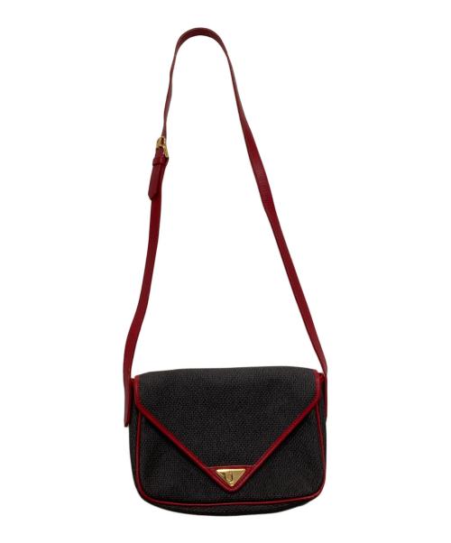 Yves Saint Laurent（イヴサンローラン）Yves Saint Laurent (イヴサンローラン) ショルダーバッグ レッド×ブラックの古着・服飾アイテム