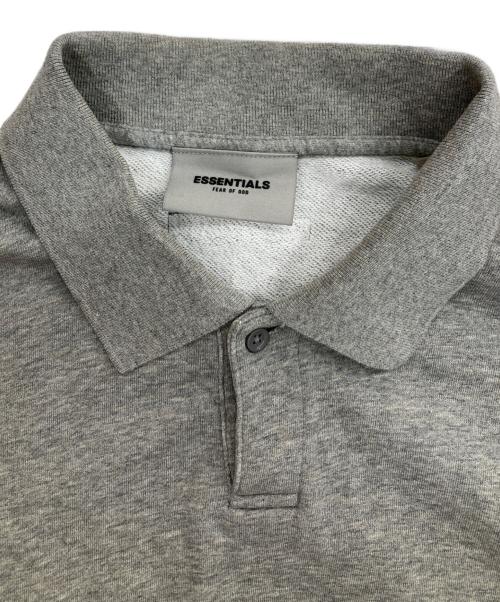 FOG ESSENTIALS（フィアオブゴッド エッセンシャル）FOG ESSENTIALS (フィアオブゴッド エッセンシャル) 襟付きスウェット グレー サイズ:Sの古着・服飾アイテム
