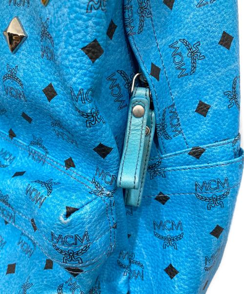 MCM（エムシーエム）MCM (エムシーエム) スタッズリュック スカイブルーの古着・服飾アイテム
