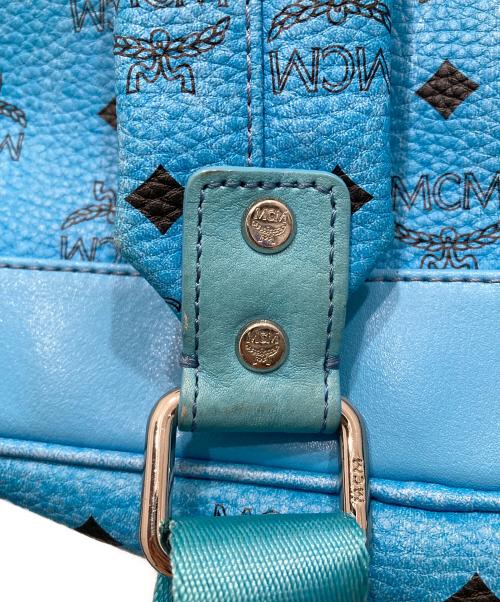 MCM（エムシーエム）MCM (エムシーエム) スタッズリュック スカイブルーの古着・服飾アイテム