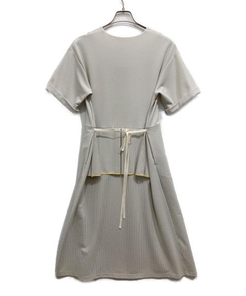 rinrinka（リンリンカ）rinrinka (リンリンカ) 半袖ワンピース ベージュ サイズ:2の古着・服飾アイテム