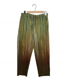 HOMME PLISSE ISSEY MIYAKE（オム プリッセ イッセイ ミヤケ）の古着「PAINT BRUSH CLOSE-UP/グラデーションプリーツパンツ」｜グリーン