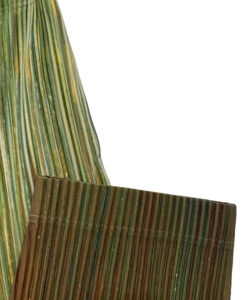 HOMME PLISSE ISSEY MIYAKE（オム プリッセ イッセイ ミヤケ）HOMME PLISSE ISSEY MIYAKE (オム プリッセ イッセイ ミヤケ) PAINT BRUSH CLOSE-UP/グラデーションプリーツパンツ グリーン サイズ:3の古着・服飾アイテム