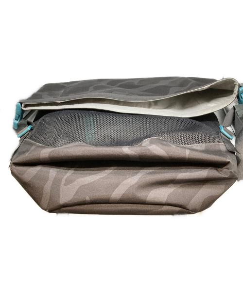 Patagonia（パタゴニア）Patagonia (パタゴニア) PLANING ROLL TOP PACK 35L グレーの古着・服飾アイテム