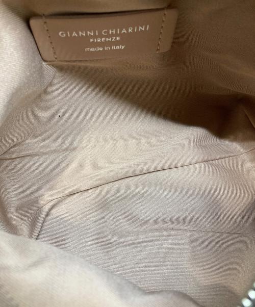 GIANNI CHIARINI（ジャンニ キアリーニ）GIANNI CHIARINI (ジャンニ キアリーニ) 2WAYバッグ ホワイトの古着・服飾アイテム