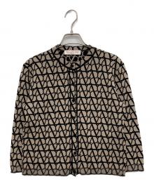 VALENTINO（ヴァレンティノ）の古着「Vロゴニットカーディガン」｜ベージュ