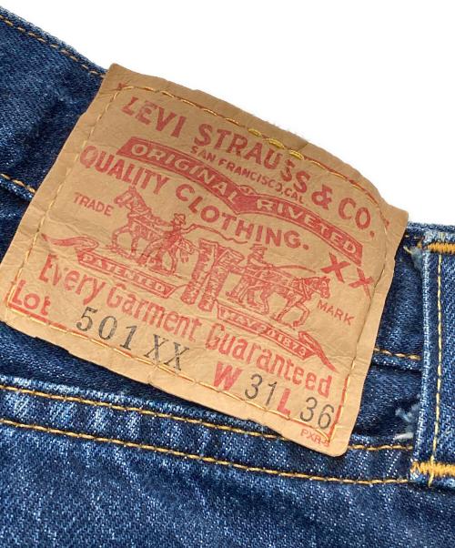 LEVI'S（リーバイス）LEVI'S (リーバイス) 90's 501XX デニムパンツ インディゴ サイズ:78.5cm (W31)の古着・服飾アイテム
