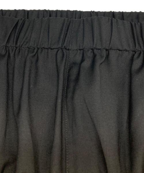 LOEFF（ロエフ）LOEFF (ロエフ) トロピカルウールハーレムパンツ ブラック サイズ:2の古着・服飾アイテム