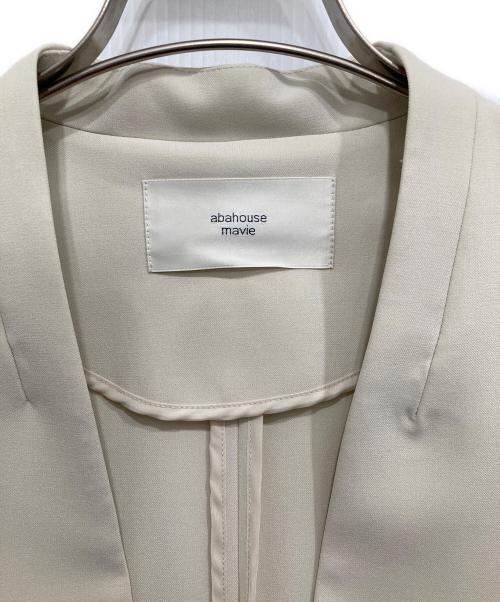 ABAHOUSE mavie（アバハウスマヴィ）ABAHOUSE mavie (アバハウスマヴィ) ノーカラージャケット ベージュ サイズ:36の古着・服飾アイテム