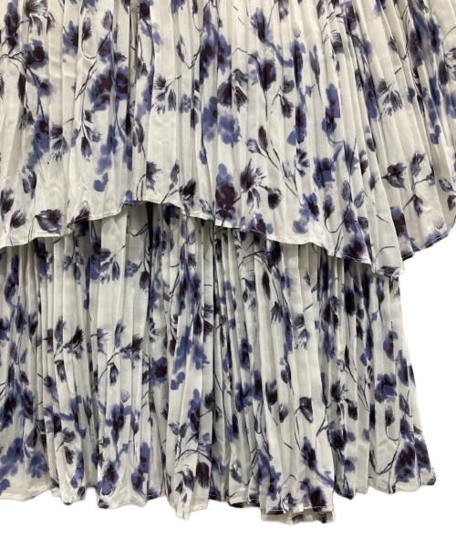 Snidel（スナイデル）Snidel (スナイデル) ワッシャープリーツワンピース ホワイトの古着・服飾アイテム