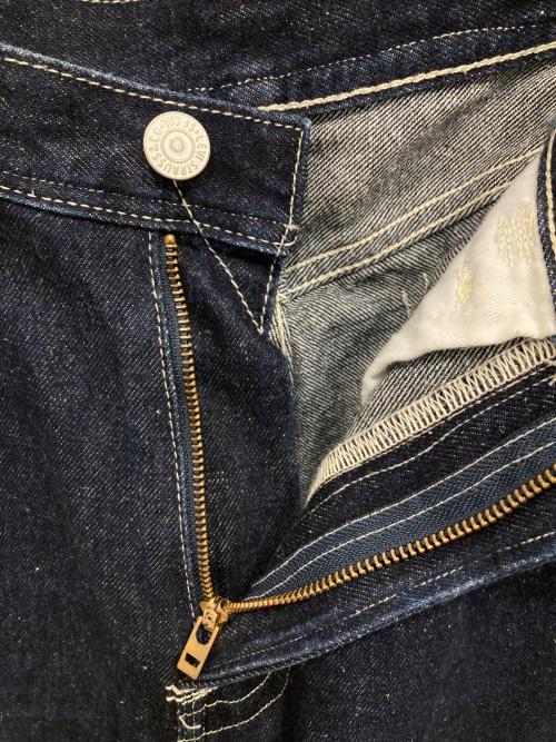 LEVI'S RED（リーバイス レッド）LEVI'S RED (リーバイス レッド) LR 505 STRAIGHT DIAMOND BEACH インディゴ サイズ:81cm (W32)の古着・服飾アイテム