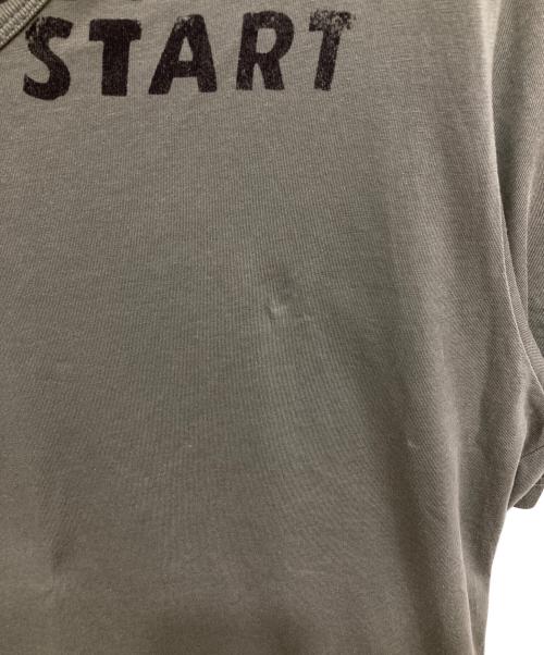 Maison Martin Margiela（メゾンマルタンマルジェラ）Maison Martin Margiela (メゾンマルタンマルジェラ) エイズTシャツ オリーブ サイズ:Mの古着・服飾アイテム