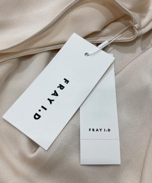 FRAY ID（フレイ アイディー）FRAY ID (フレイ アイディー) アメスリサテンドレス ベージュ サイズ:FREE 未使用品の古着・服飾アイテム