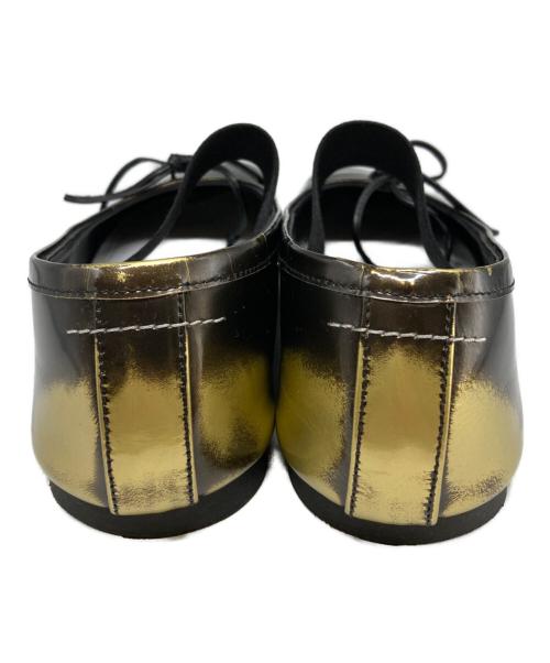 MM6 Maison Margiela（エムエムシックスメゾンマルジェラ）MM6 Maison Margiela (エムエムシックスメゾンマルジェラ) リボンディテールフラットパンプス ブラック サイズ:40の古着・服飾アイテム