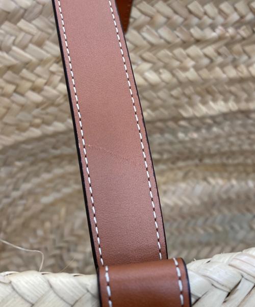 CELINE（セリーヌ）CELINE (セリーヌ) ミディアム クラシックパニエ ラフィア ＆ カーフスキン ベージュの古着・服飾アイテム