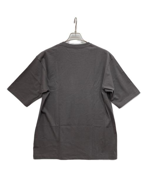 BATONER（バトナ―）BATONER (バトナ―) MERIYASU T-SHIRT グレー サイズ:3 未使用品の古着・服飾アイテム