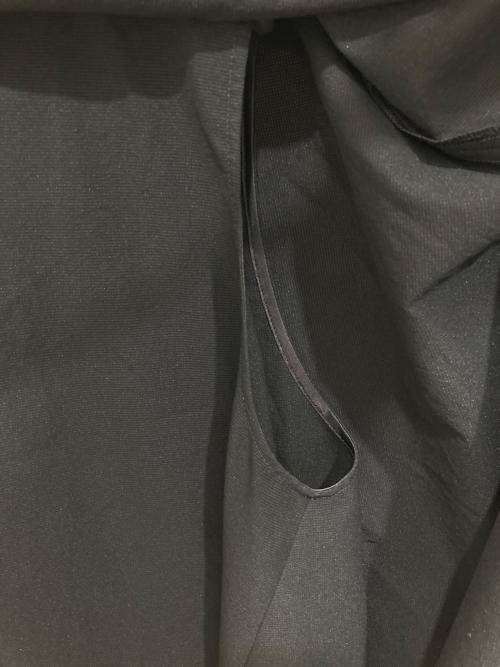 LE PHIL（ル フィル）LE PHIL (ル フィル) COOL DOTS ブラウス ブラック サイズ:FREEの古着・服飾アイテム