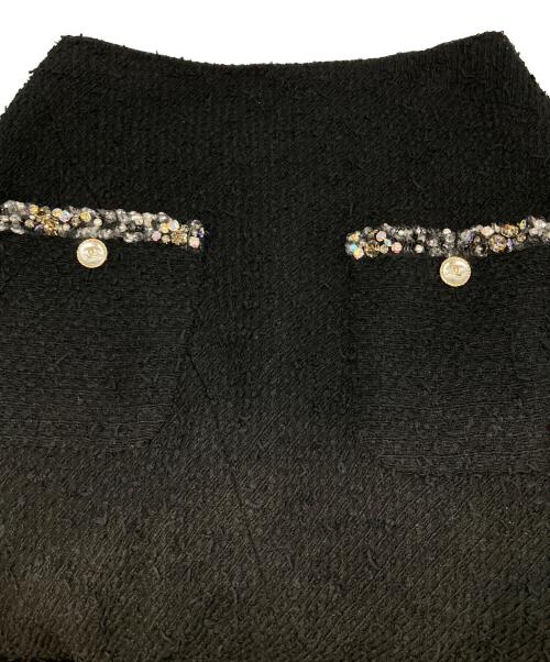 CHANEL（シャネル）CHANEL (シャネル) アシンメトリーセミロングツイードスカート ブラック サイズ:38の古着・服飾アイテム