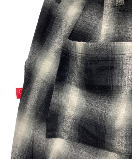 VIRGO（ヴァルゴ）VIRGO (ヴァルゴ) BLURRED CHECK FAT PANTS/オンブレチェックテーパードパンツ ブラック サイズ:3の古着・服飾アイテム