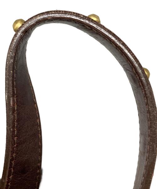 Yves Saint Laurent（イヴサンローラン）Yves Saint Laurent (イヴサンローラン) スタッズショルダーバッグ ブラウンの古着・服飾アイテム