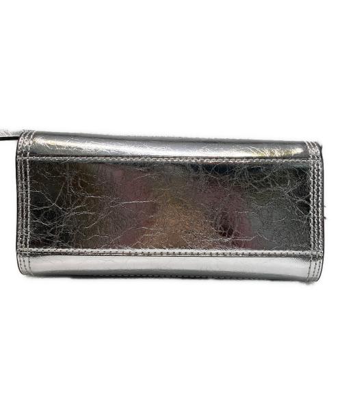 MARC JACOBS（マークジェイコブス）MARC JACOBS (マークジェイコブス) メタリックサッチェルショルダーバッグ シルバーの古着・服飾アイテム