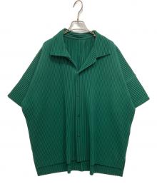 HOMME PLISSE ISSEY MIYAKE（オム プリッセ イッセイ ミヤケ）の古着「MONTHLY COLORS : MAY/プリーツオープンカラーシャツ」｜グリーン