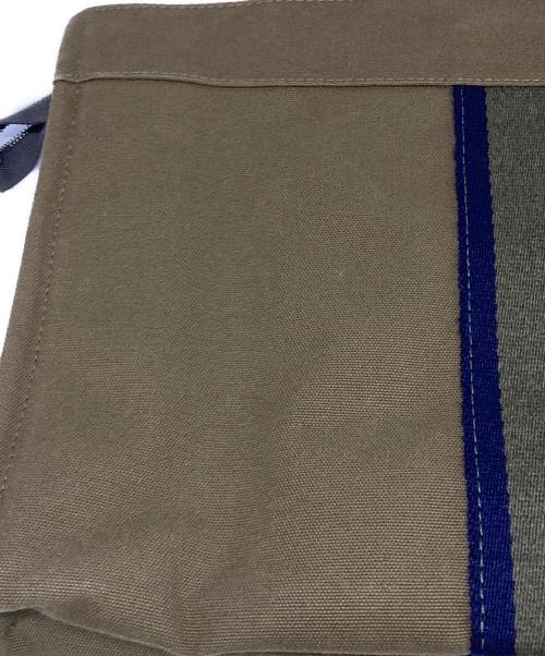 HERMES（エルメス）HERMES (エルメス) フールトゥ クラッチバッグ カーキの古着・服飾アイテム