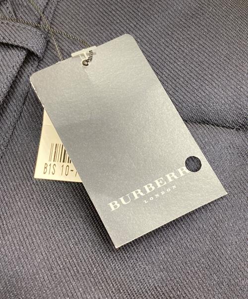 BURBERRY LONDON（バーバリーロンドン）BURBERRY LONDON (バーバリーロンドン) ひざ丈フレアスカート ネイビー サイズ:SIZE36  未使用品の古着・服飾アイテム