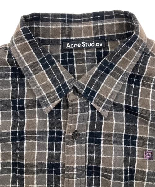 Acne studios（アクネ ストゥディオズ）Acne studios (アクネ ストゥディオズ) フェイスモチーフチェックシャツ グレー サイズ:XXLの古着・服飾アイテム
