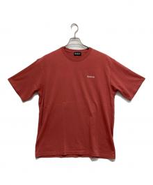Barbour（バブアー）の古着「ワンポイント 刺繍 ロゴ Tシャツ"Japan Exclusive"」｜レッド