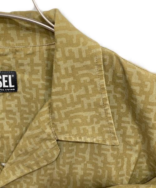 DIESEL（ディーゼル）DIESEL (ディーゼル) S-MAC-M0N/半袖総柄開襟シャツ オリーブ サイズ:50の古着・服飾アイテム
