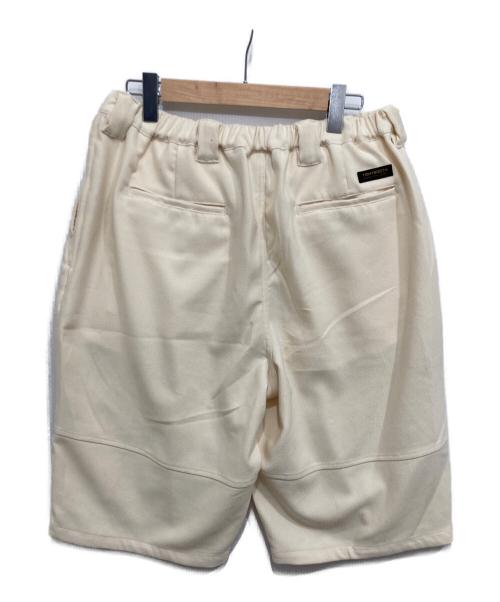 TBPR（タイトブース プロダクション）TBPR (タイトブース プロダクション) ハーフパンツ ホワイト サイズ:Lの古着・服飾アイテム