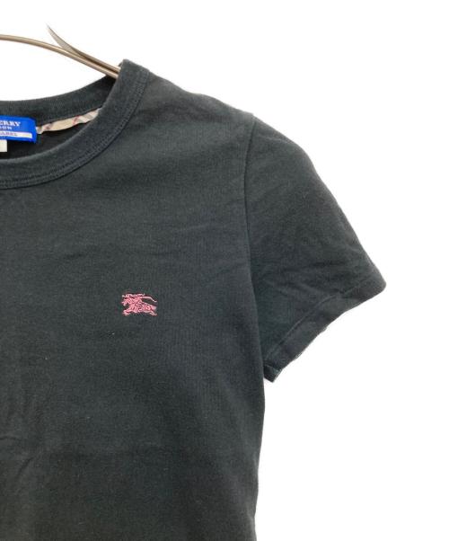 BURBERRY BLUE LABEL（バーバリー ブルー レーベル）BURBERRY BLUE LABEL (バーバリー ブルー レーベル) 胸刺繍Tシャツ ブラック サイズ:38の古着・服飾アイテム