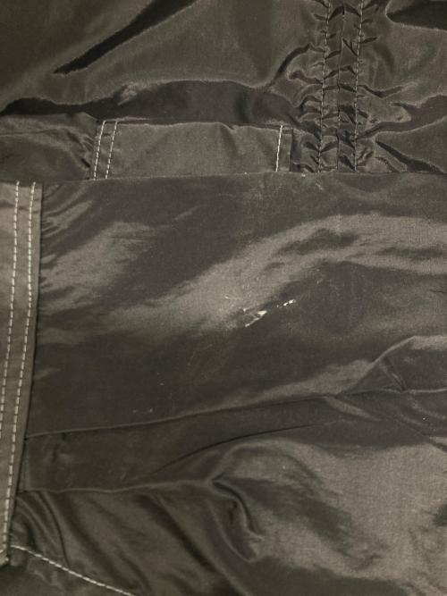 USED（ユーズド）USED (ユーズド) ジップアップジャケット ブラック サイズ:不明の古着・服飾アイテム