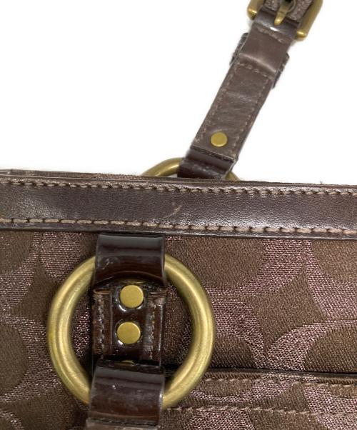 COACH（コーチ）COACH (コーチ) シグネチャースタッズトートバッグ ブラウンの古着・服飾アイテム