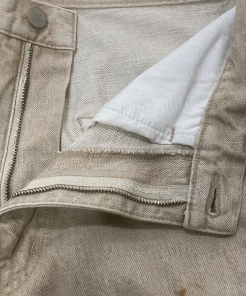 NVRFRGT（ネヴァーフォーゲット）NVRFRGT (ネヴァーフォーゲット) 3D TWISTED WIDE LEG JEANS ベージュ サイズ:SIZE2の古着・服飾アイテム