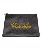 COACHコーチ）の古着「シグネチャー柄クラッチバッグ」｜ブラック