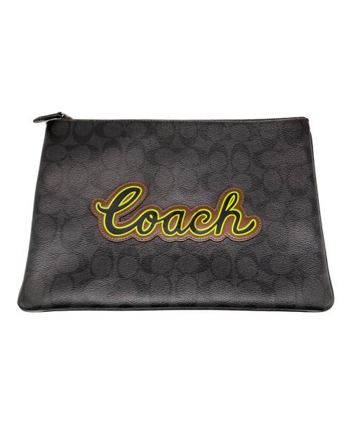 COACH（コーチ）COACH (コーチ) シグネチャー柄クラッチバッグ ブラックの古着・服飾アイテム