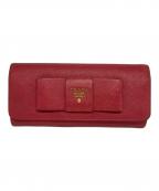 PRADAプラダ）の古着「SAFFIANO FIOCCO/サフィアーノ 長財布」｜ショッキングピンク
