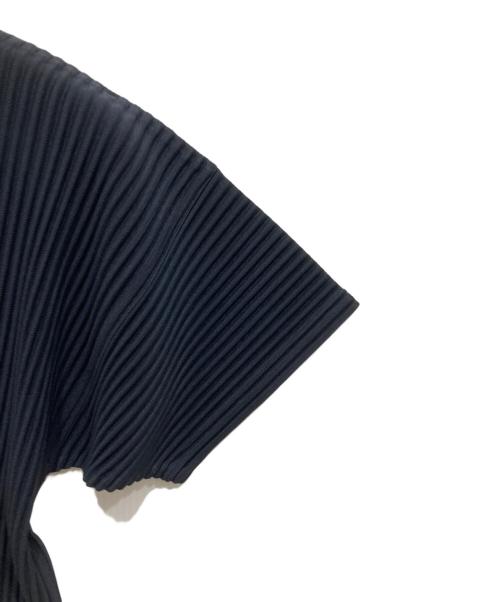 HOMME PLISSE ISSEY MIYAKE（オム プリッセ イッセイ ミヤケ）HOMME PLISSE ISSEY MIYAKE (オム プリッセ イッセイ ミヤケ) BASICS/半袖プリーツカットソー ネイビー サイズ:3の古着・服飾アイテム