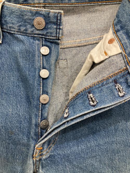 LEVI'S（リーバイス）LEVI'S (リーバイス) デニムパンツ ブルー サイズ:78.5cm (W31)の古着・服飾アイテム