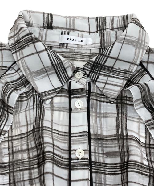 FRAY ID（フレイ アイディー）FRAY ID (フレイ アイディー) ステンカラープリーツプリントワンピ グレー サイズ:SIZE0の古着・服飾アイテム