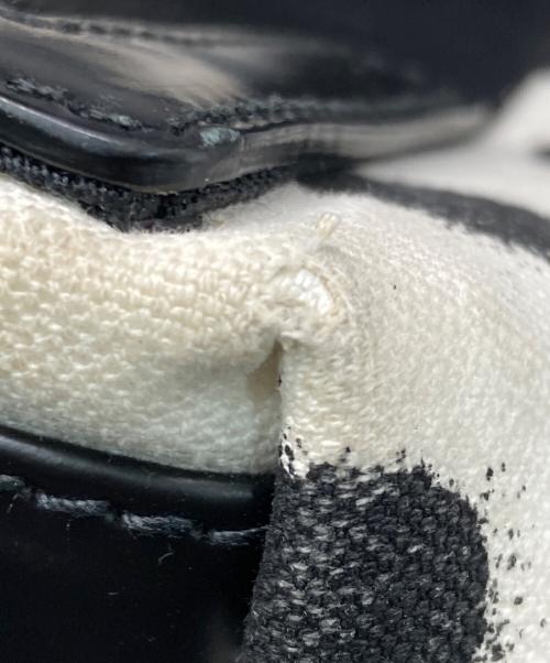 BALENCIAGA（バレンシアガ）BALENCIAGA (バレンシアガ) ネイビーカバスS ブラック×ホワイトの古着・服飾アイテム