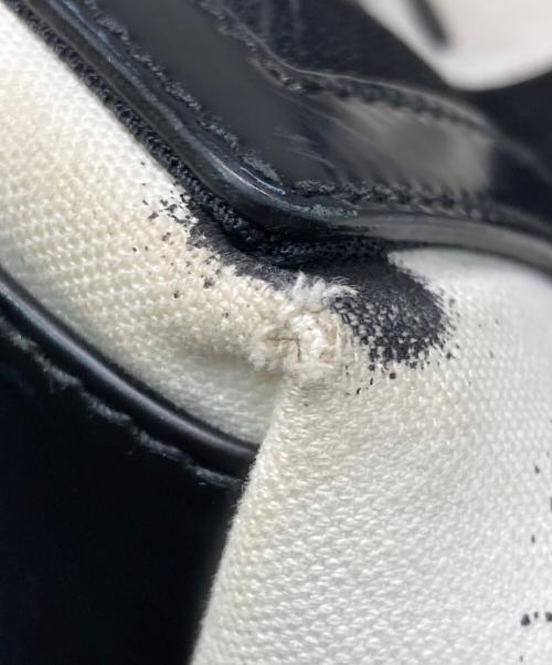 BALENCIAGA（バレンシアガ）BALENCIAGA (バレンシアガ) ネイビーカバスS ブラック×ホワイトの古着・服飾アイテム
